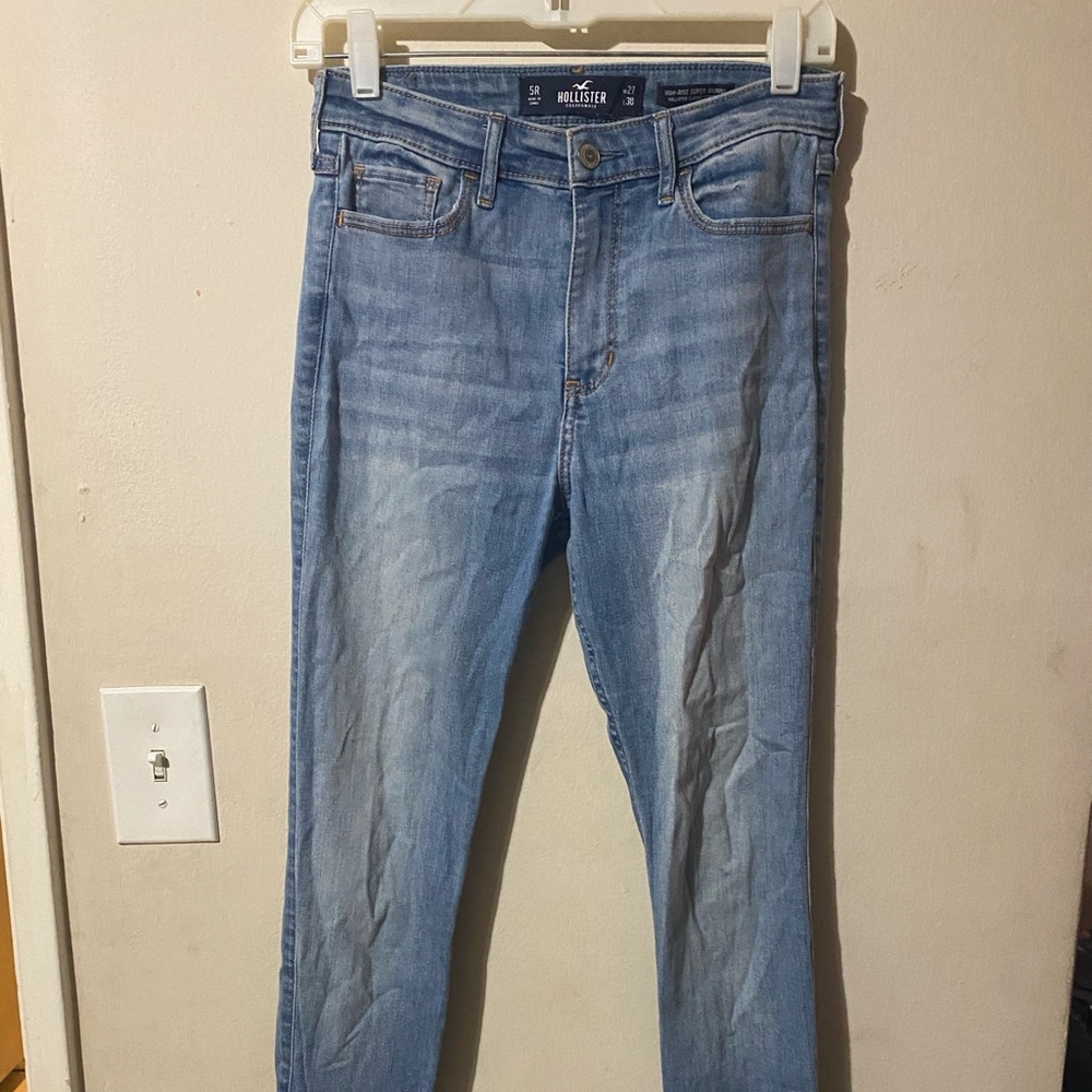 Hollister High Rise Super Skinny Jeans - Size 5R - Light Wash